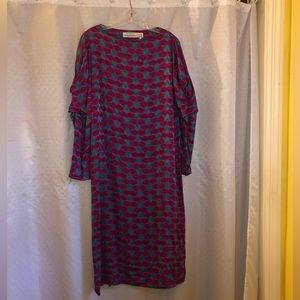 Saks Fifth Avenue vintage silk dress. Size 14.